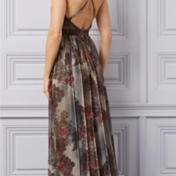 Le Château Metallic floral print deep V gown - Picture 3 of 9